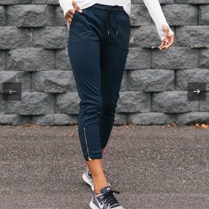 ZYIA Active Navy Peak Zipper Joggers (Short) 24"